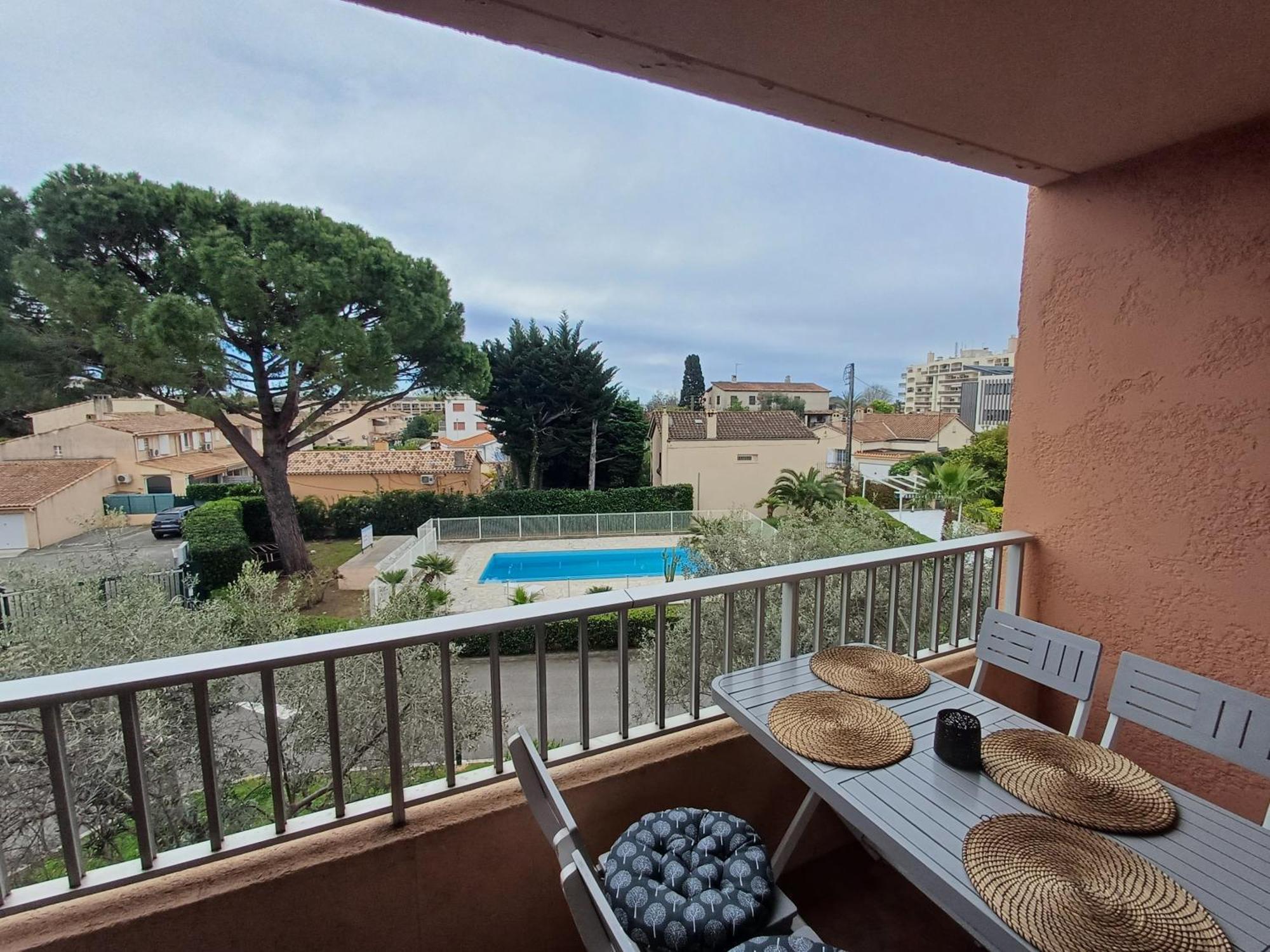 Eden Azur - Residence Hoteliere Golfe-Juan Room photo